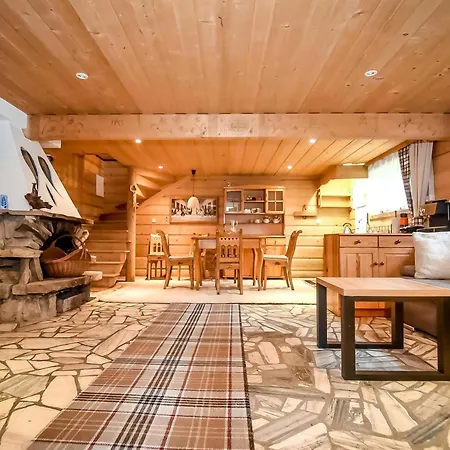 Asta & Pod Tatrami *