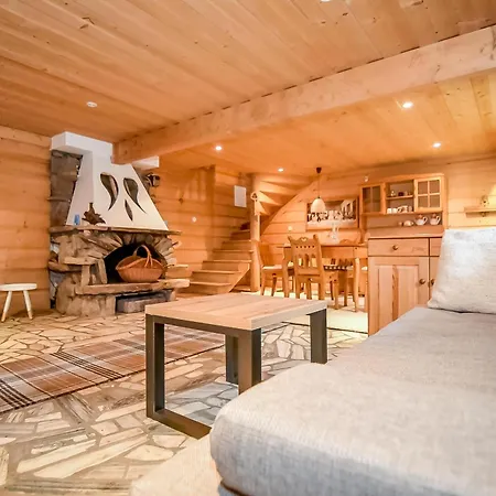 Asta & Pod Tatrami *