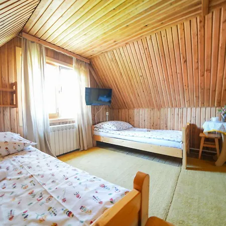 Asta & Pod Tatrami Homestay *