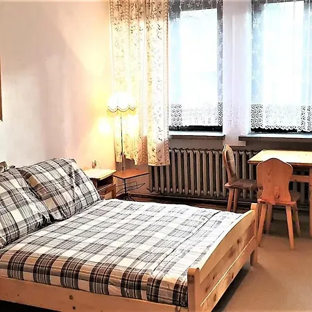 Asta & Pod Tatrami Homestay szállás *